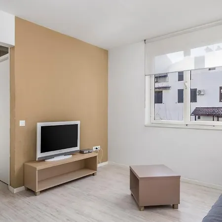 Rona Cervar Apartament *